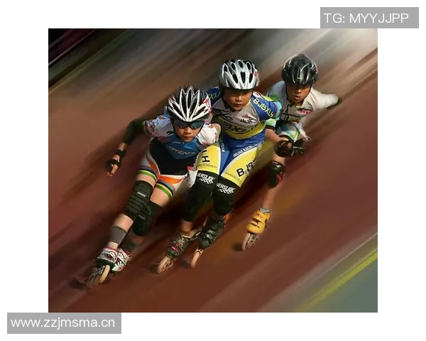 李丽畅谈足球生涯背后的故事与梦想追逐