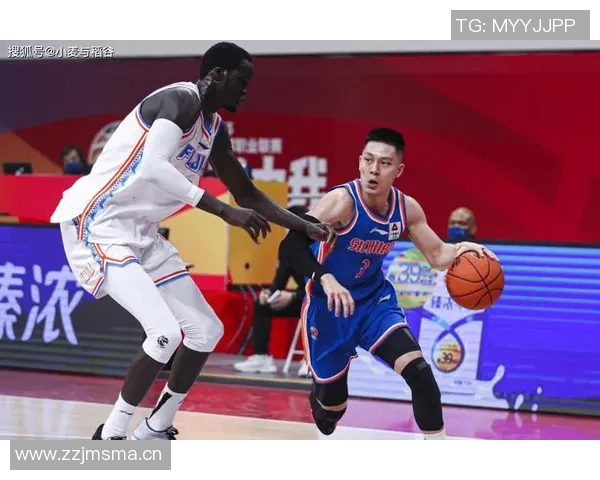 深圳飞盘队防守策略揭秘：如何在比赛中提升防守效率与团队协作