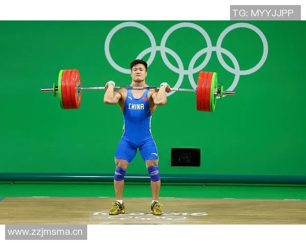 举重运动员的力量与毅力：探索他们背后的训练、挑战与成就